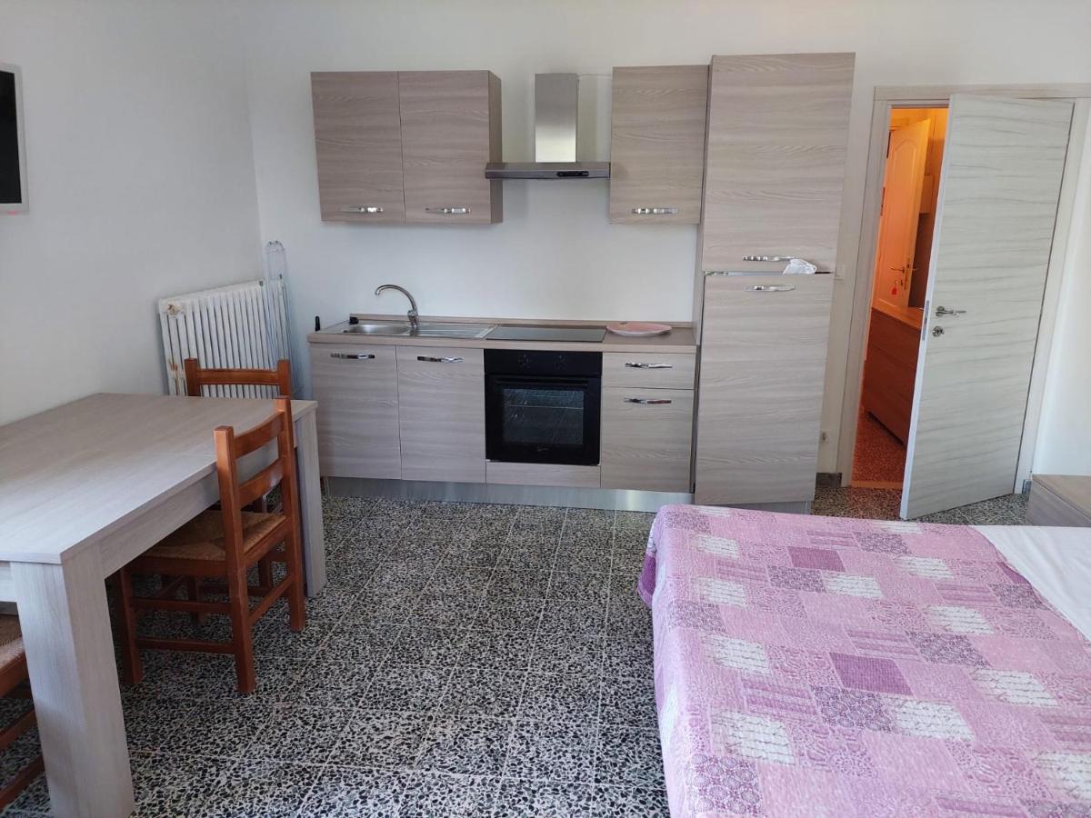 Agriturismo Ca' Isotta Castello di Serravalle Eksteriør billede