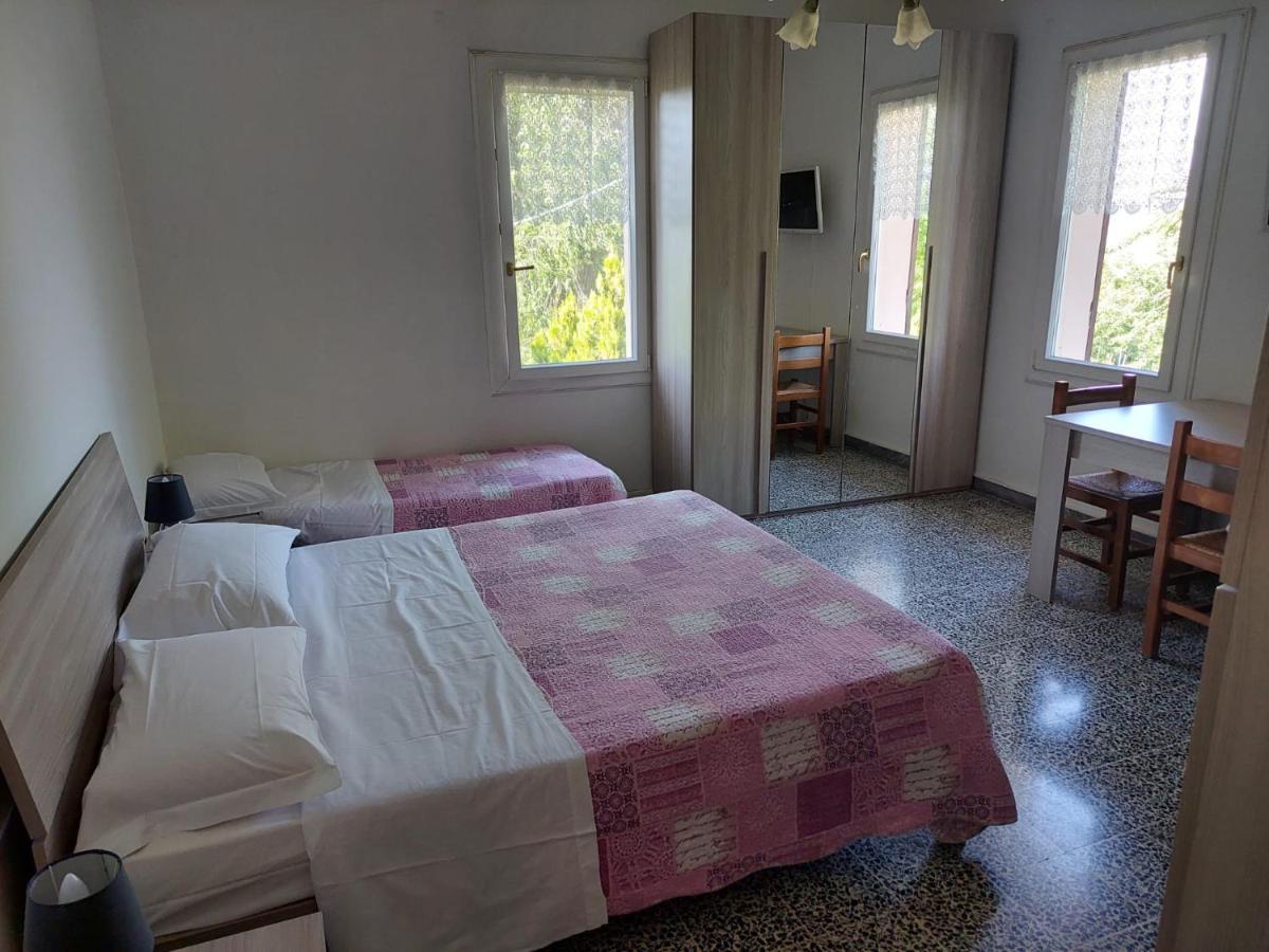 Agriturismo Ca' Isotta Castello di Serravalle Eksteriør billede
