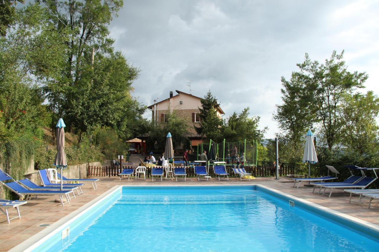 Agriturismo Ca' Isotta Castello di Serravalle Eksteriør billede
