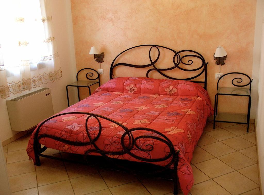 Agriturismo Ca' Isotta Castello di Serravalle Eksteriør billede