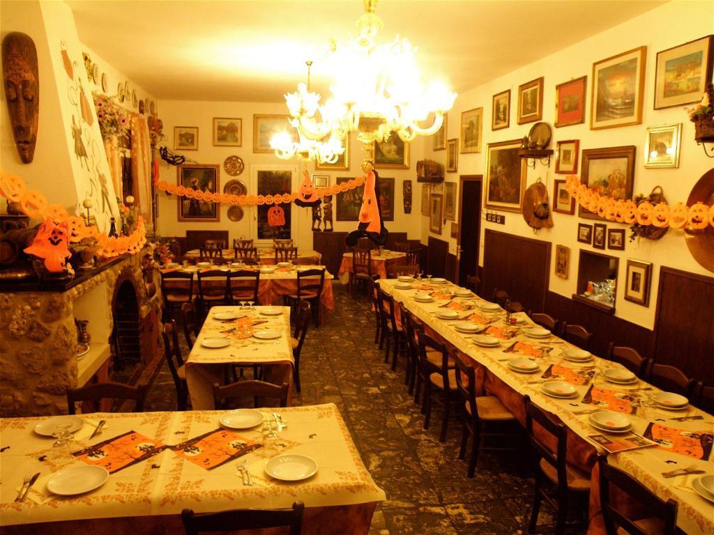 Agriturismo Ca' Isotta Castello di Serravalle Eksteriør billede